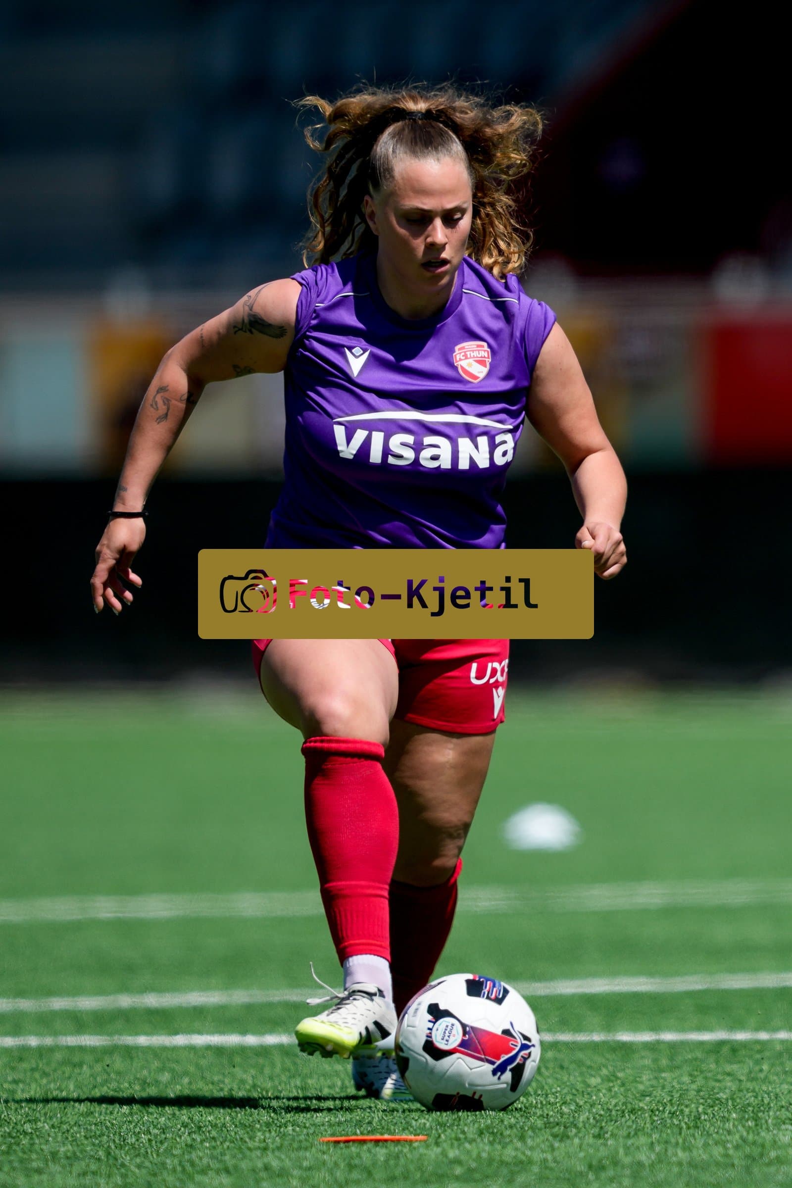Schweiz: AXA Women's Super League 2025/26, FC Thun vs Yverdon Sport FC - Stadion Lachen, Thun: Alana Burkhart (22 Thun)
