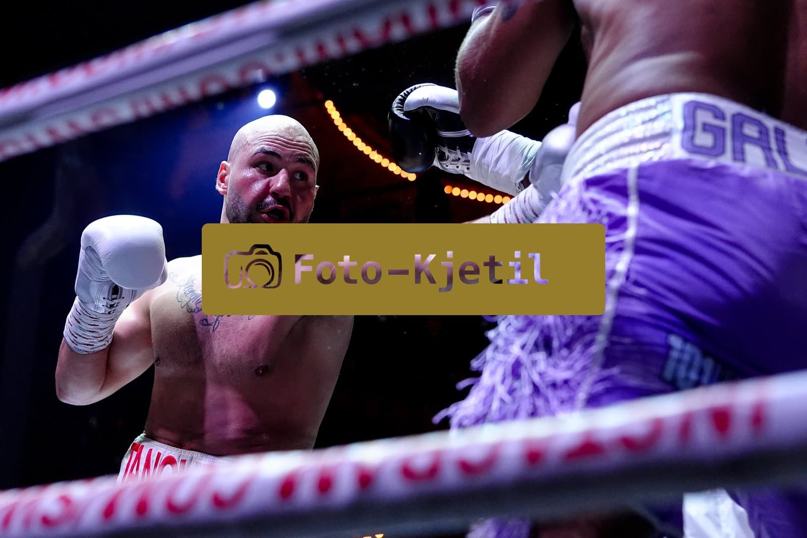Schweiz: Boxen statt Theater 2026 - Stadttheater, Bern: Georgi Tanchev (Schweiz) vs Carlos Galvan (Kolumbien)