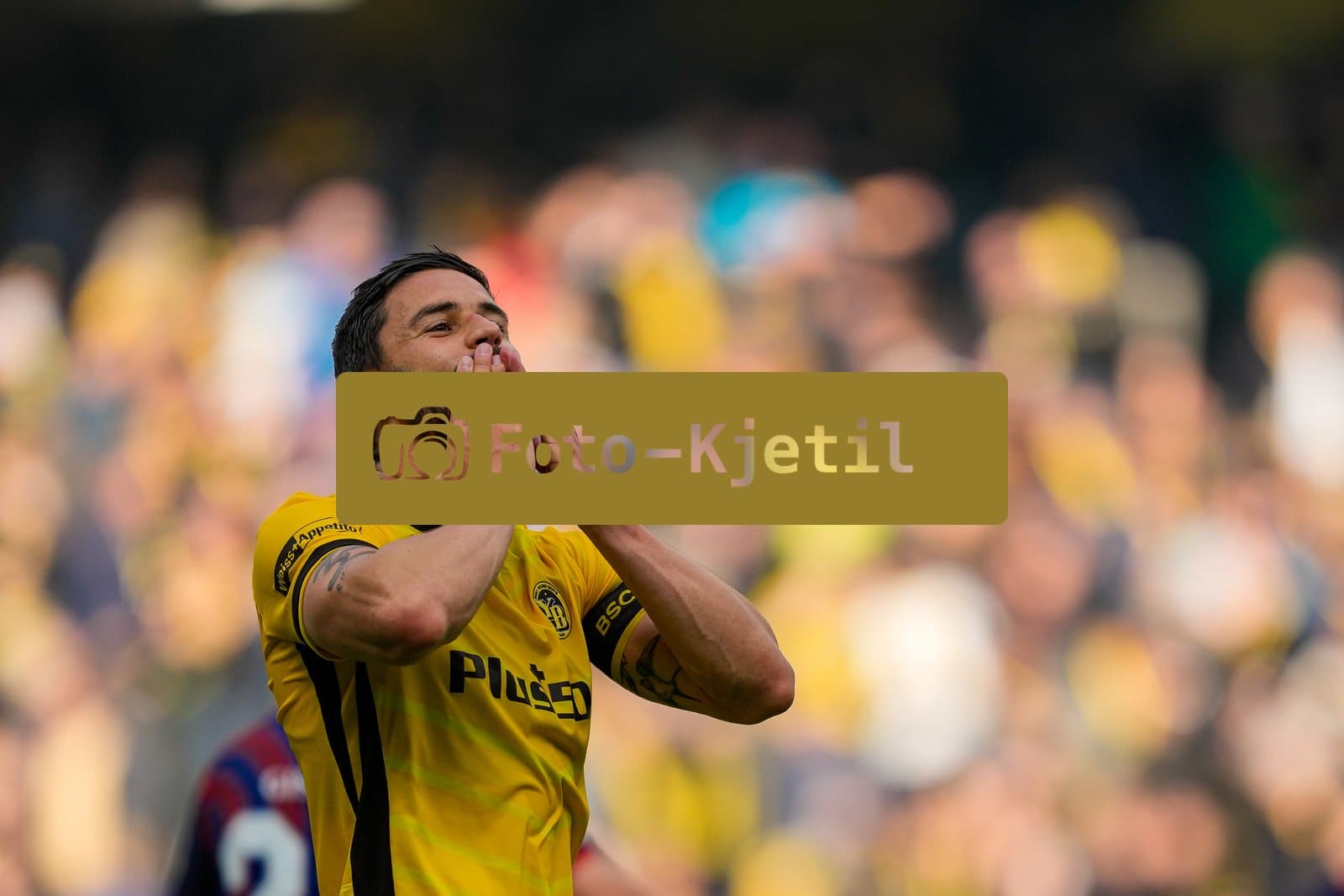 Schweiz: Brack Super League 2025/26, BSC Young Boys vs FC Basel 1893 - Wankdorf Stadion, Bern: Loris Benito (23 YB)