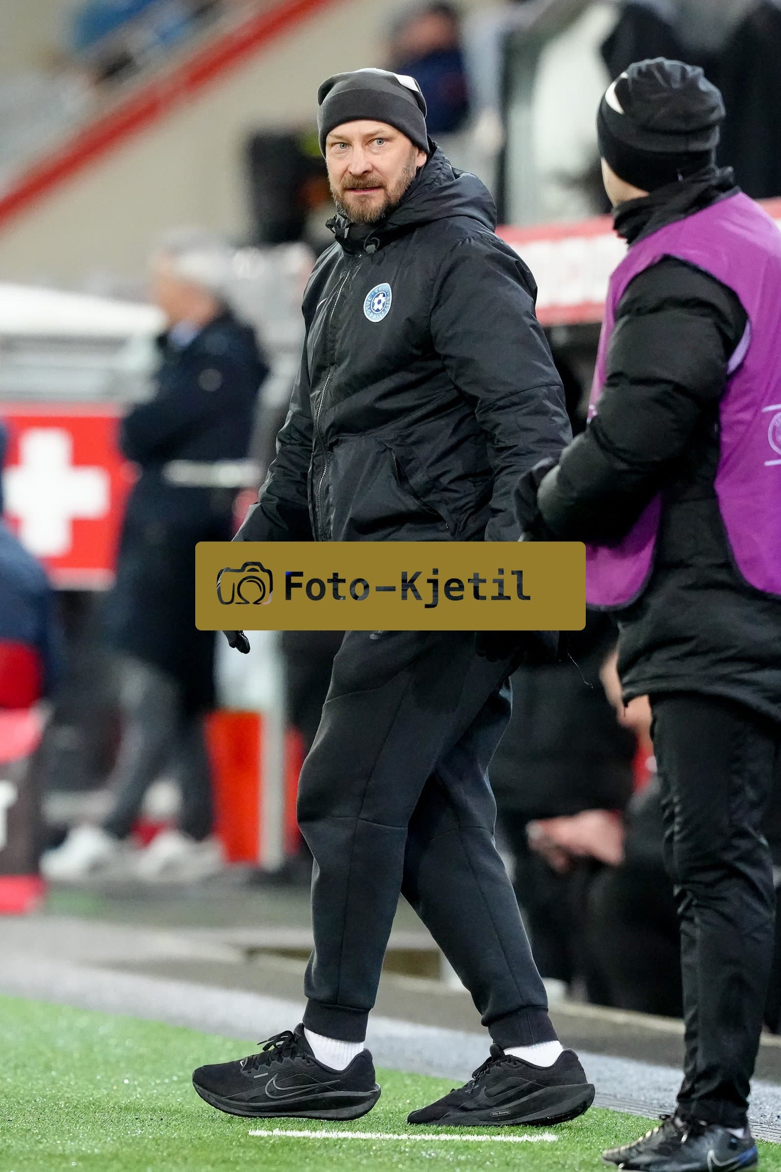 Schweiz: EM-Qualifikation U21 2026, Schweiz vs Estland - Stockhorn Arena, Thun: Cheftrainer Jani Sarajärvi - Jani Sarajarvi (Estonia)
