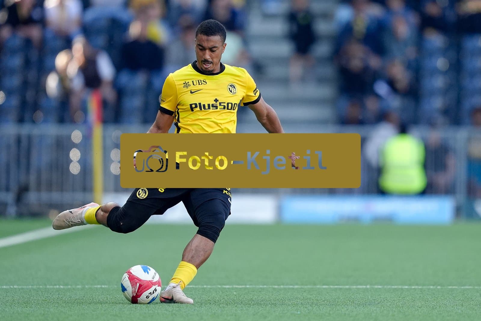 Schweiz: Super League 2025 - 2026, BSC Young Boys vs FC St. Gallen - Stadion Wankdorf, Bern: Yan Valery (22 Young Boys)
