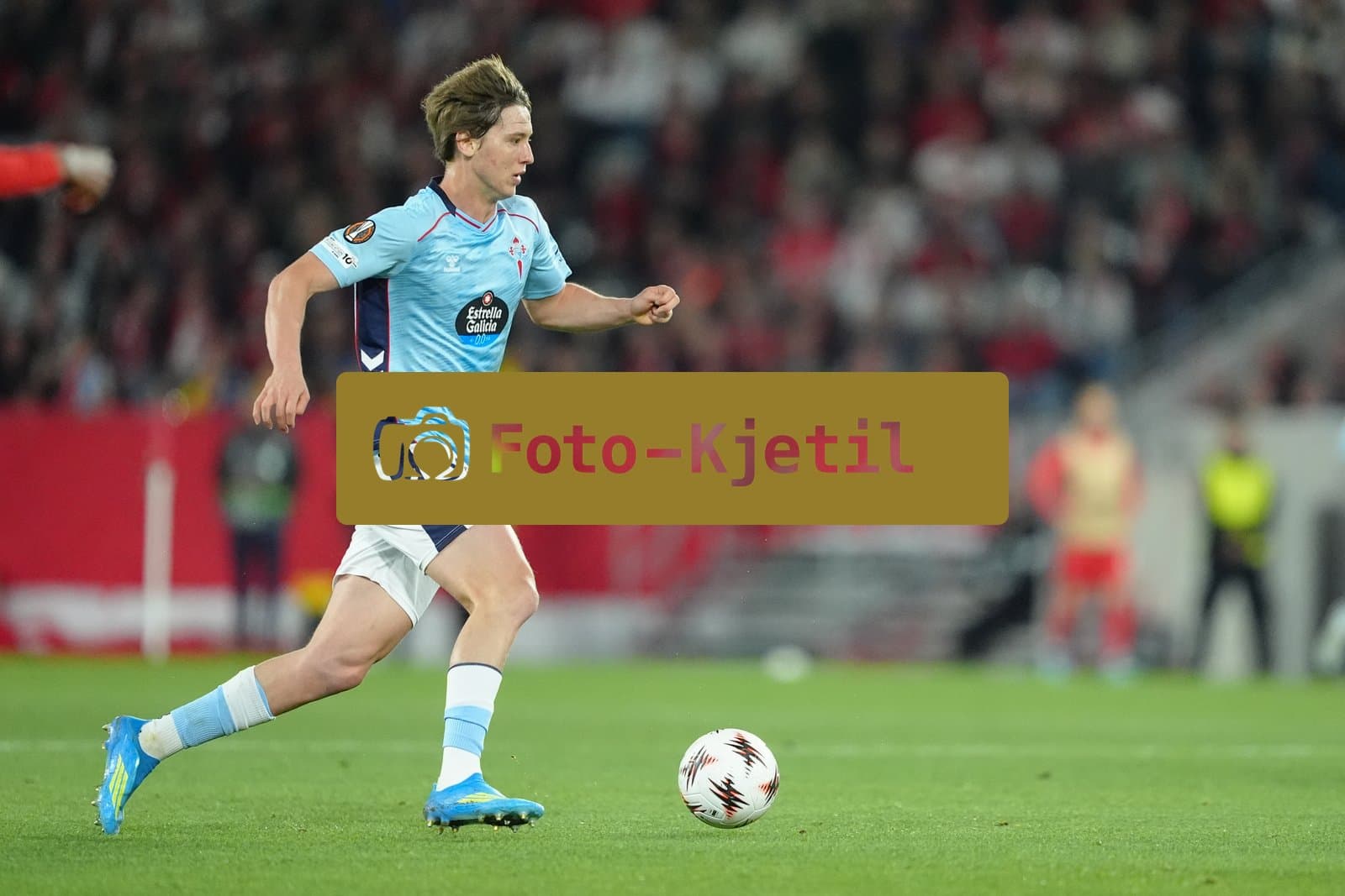 Deutschland: UEFA Europa League Viertelfinale Hinspiel 2025/26, SC Freiburg vs Celta Vigo - Europa-Park-Stadion, Freiburg im Breisgau: Fer Lopez (30 Celta)