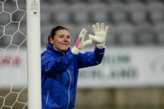 Schweiz: AXA Womens Super League 2025/26, FC Thun vs FC St.Gallen 1879 - Stockhorn Arena, Thun: Michelle Kohler (27 Thun) beim Warmup