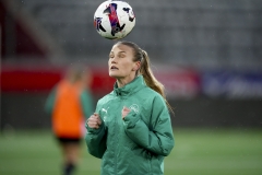 Schweiz: AXA Womens Super League 2025/26, FC Thun vs FC St.Gallen 1879 - Stockhorn Arena, Thun: Sina Cavelti (21 FC St.Gallen) beim Warmup