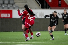 Schweiz: AXA Womens Super League 2025/26, FC Thun vs FC St.Gallen 1879 - Stockhorn Arena, Thun: