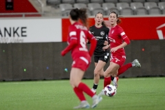 Schweiz: AXA Womens Super League 2025/26, FC Thun vs FC St.Gallen 1879 - Stockhorn Arena, Thun: