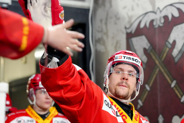 Schweiz: National League Play-In Runde 1, Spiel 1 2025/26, EHC Biel-Bienne vs SC Bern - Tissot Arena, Biel-Bienne: